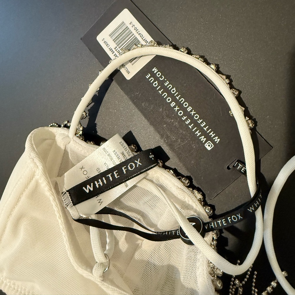 Million Dollar Baby Crop White - Picture 5 of 5